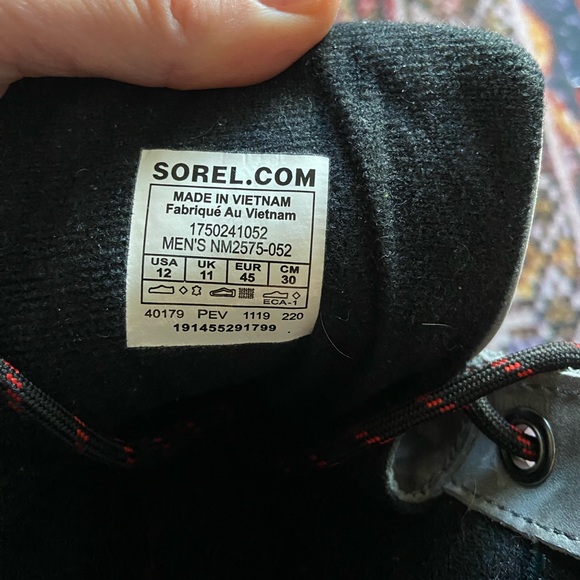 Sorel boots- men’s size 12 - Picture 5 of 5